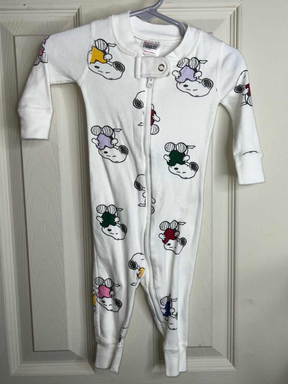 Hanna Andersson Peanuts Snoopy Multi Color Hearts Cotton Zipper Sleeper 3-6M